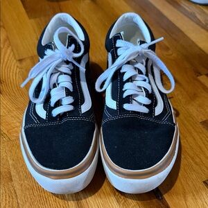 Vans Women’s Black and White Sneakers